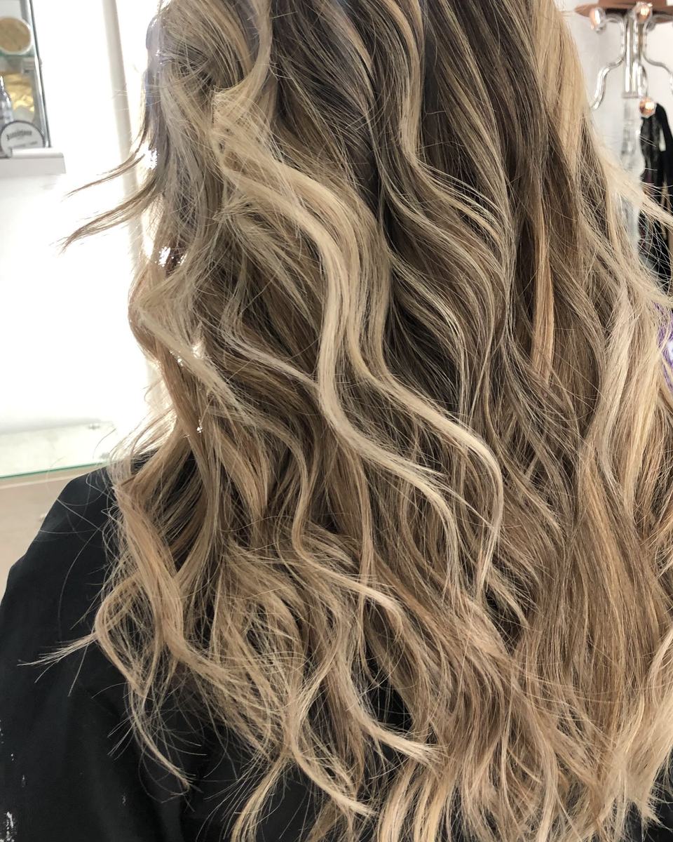 Balayage miel hecho en Sonia Carrasco, Salitre Plaza