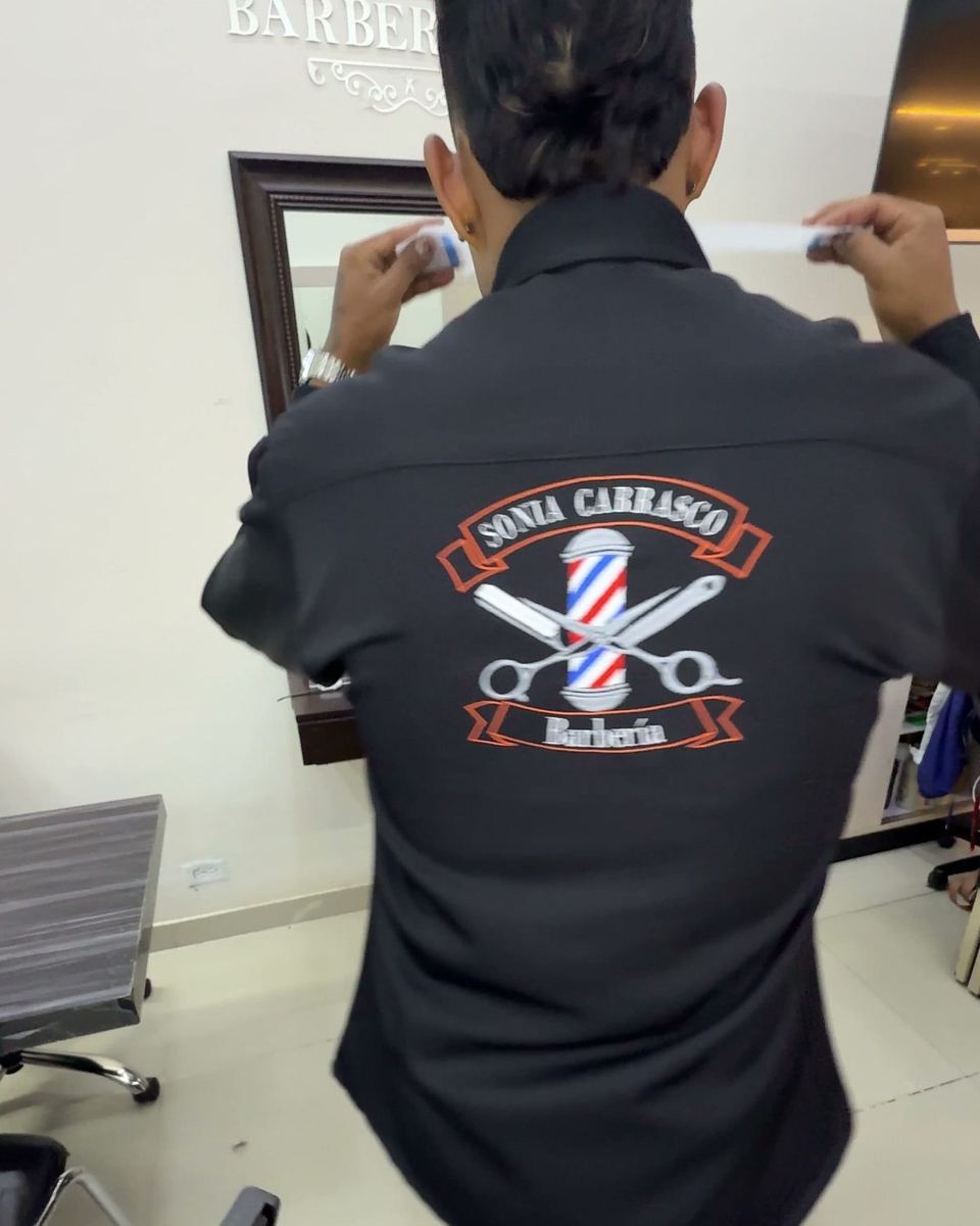 Barbería Sonia Carrasco, local 211B de Salitre Plaza
