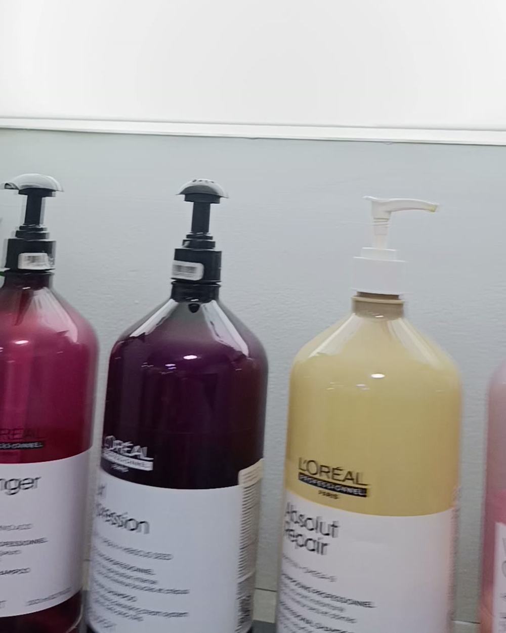 Productos L'Oréal Professionnel y Wella en el salón